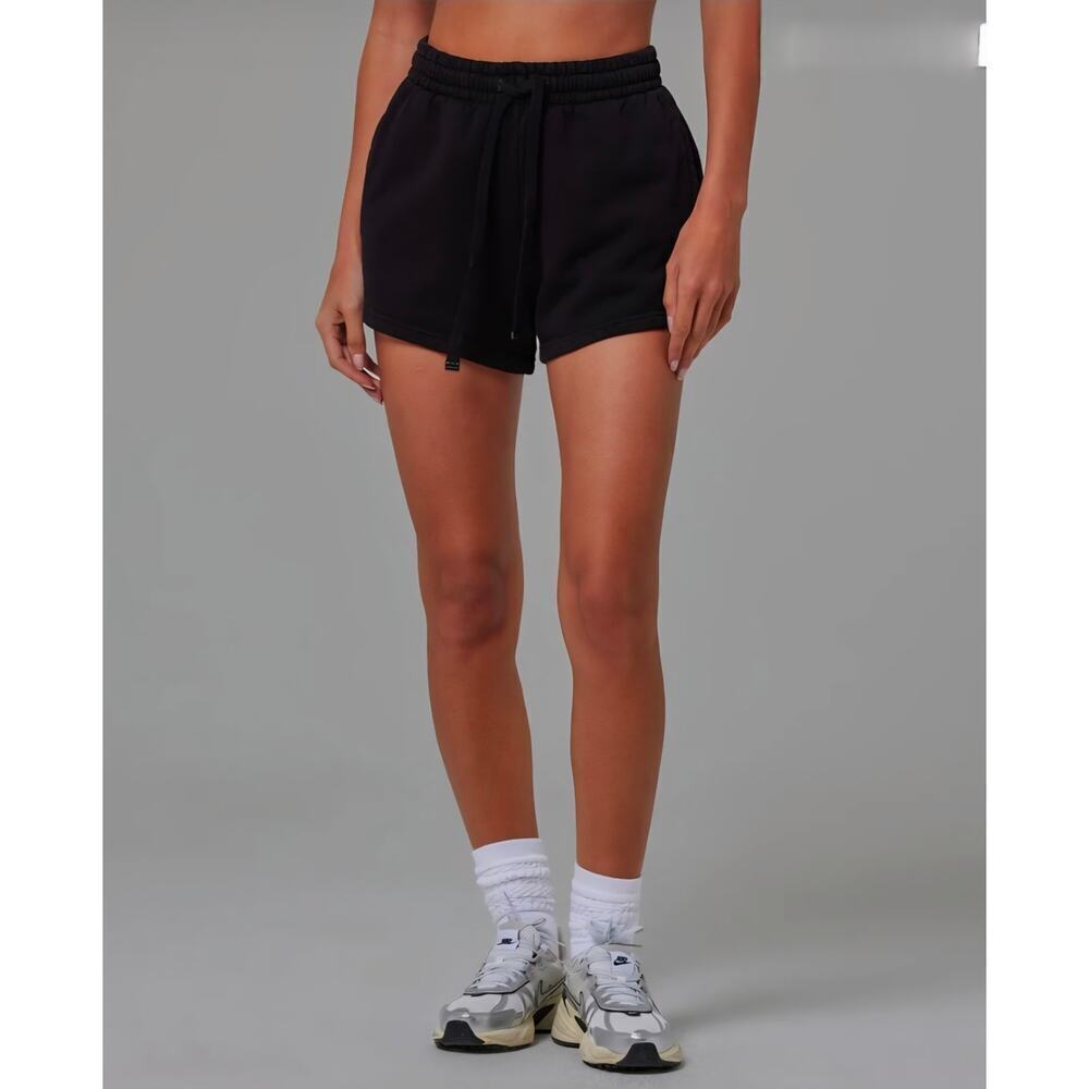 Talentless Womens Heavyweight Classic Shorts. Retails $64